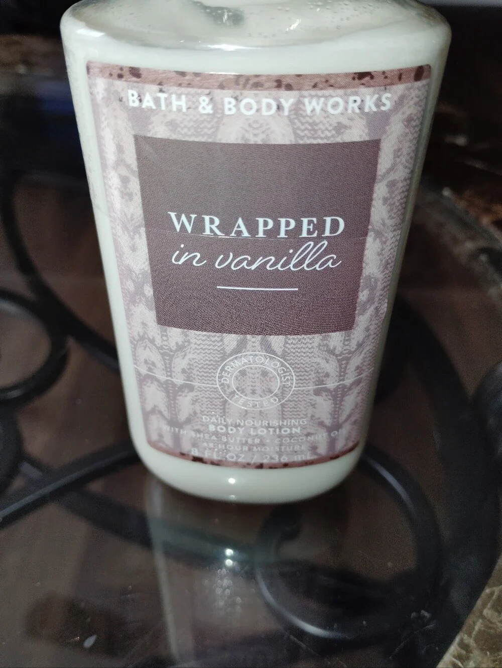 Bath & Body Works Wrapped in Vanilla Lotion - White & Brown Label Sealed